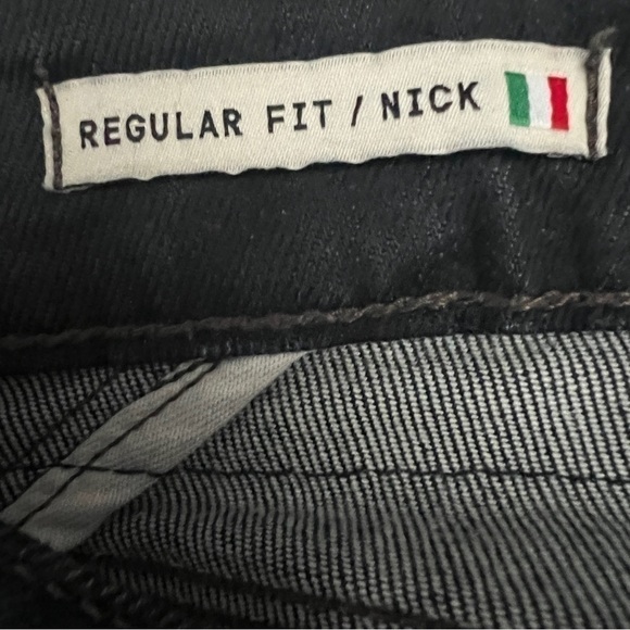 Jack and Jones Nick regular fit black jeans. - Picture 9 of 12